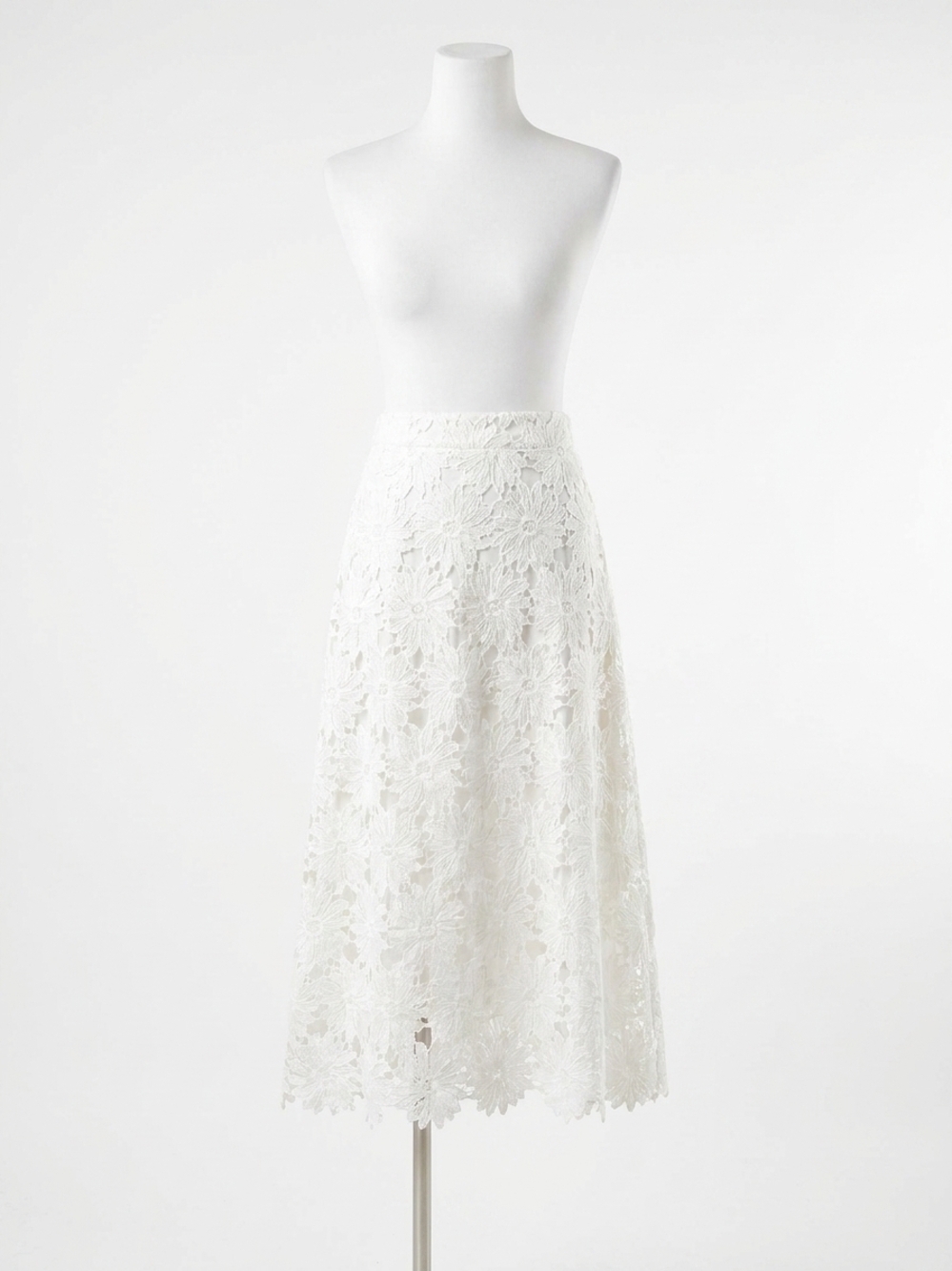 NEW TCEC lace maxi skirt in white